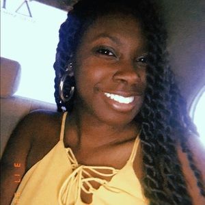 Meet your Posher, Necole